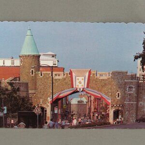 Vintage Postcard - Porte St Jean Quebec City - Dexter Press